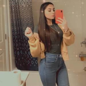 Meet your Posher, Lupe